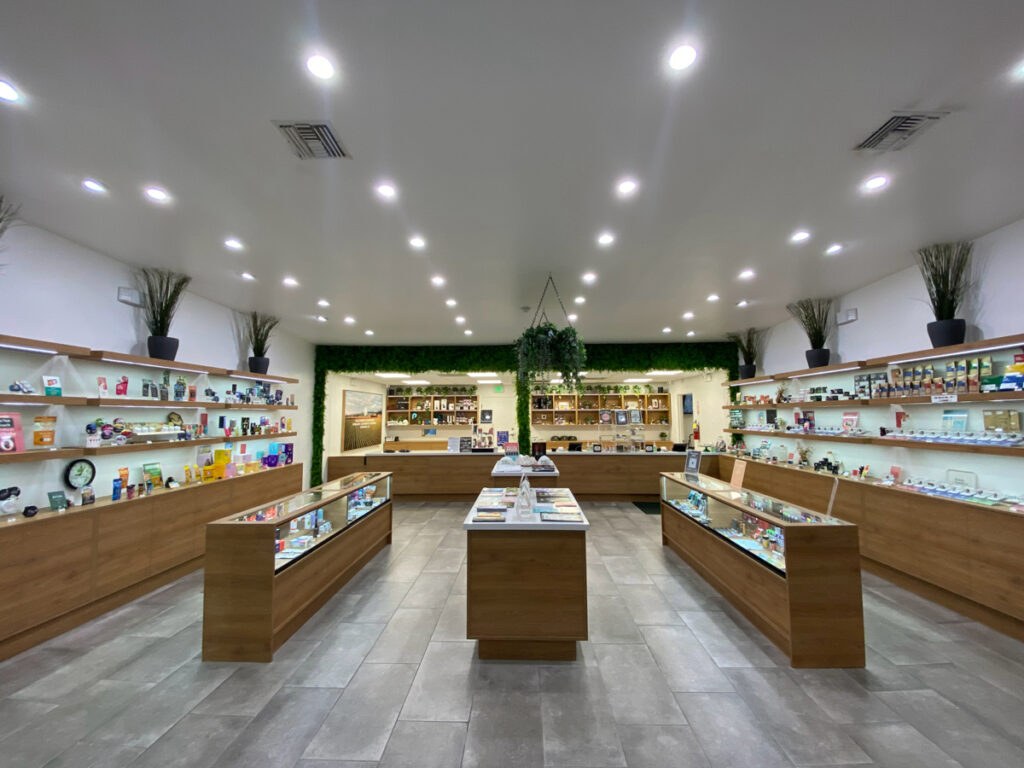 Green-Earth-Collective-Granada-Hills-Interior