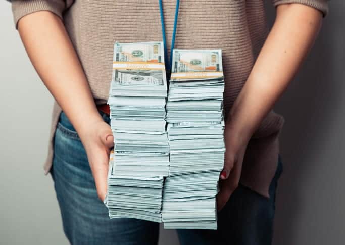 dama-financial-canorml-photo